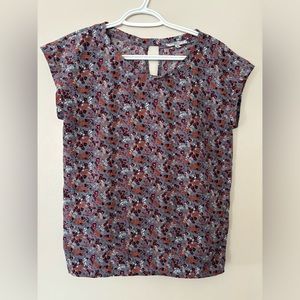Abercrombie short sleeve shirt with flower pattern